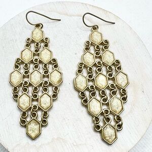 🍭6/$30 Elegant gold tone and shimmer jewel dangle diamond shaped earrings
